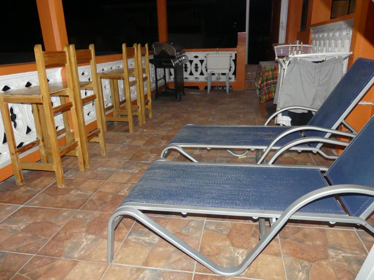 Southern Haven Guesthouse Laborie Ngoại thất bức ảnh