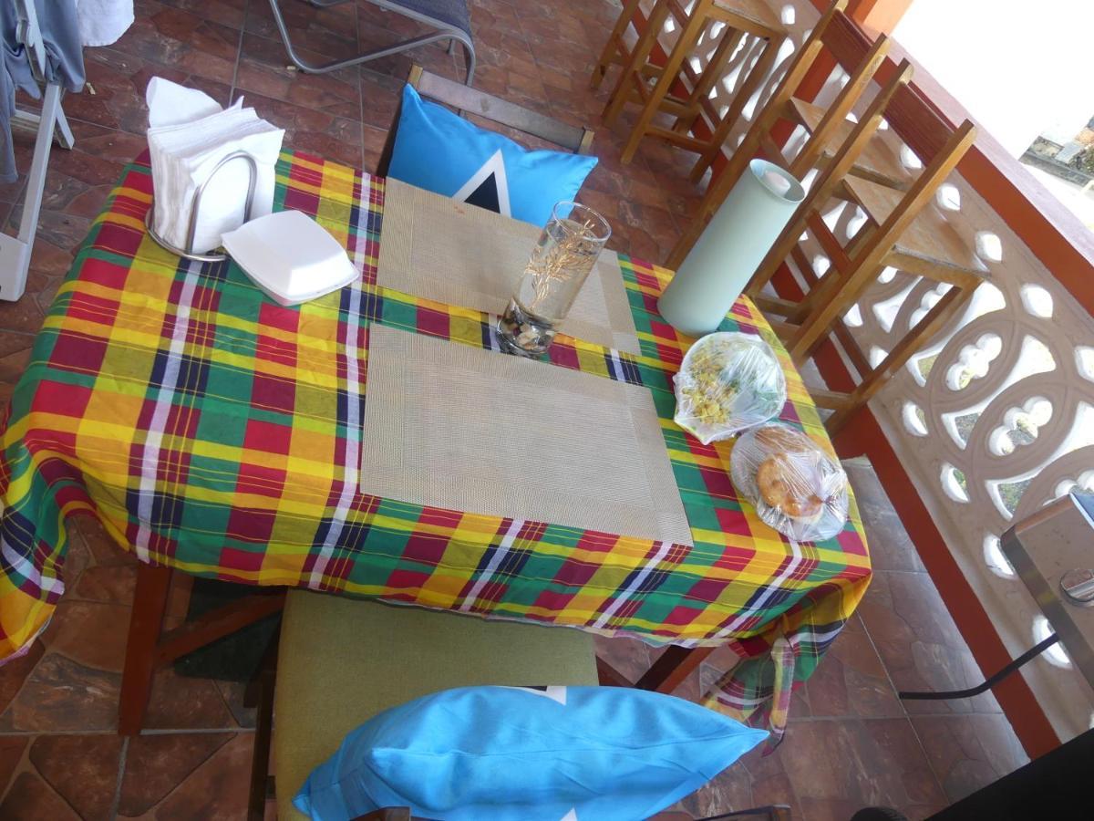 Southern Haven Guesthouse Laborie Ngoại thất bức ảnh