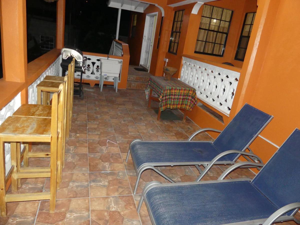 Southern Haven Guesthouse Laborie Ngoại thất bức ảnh